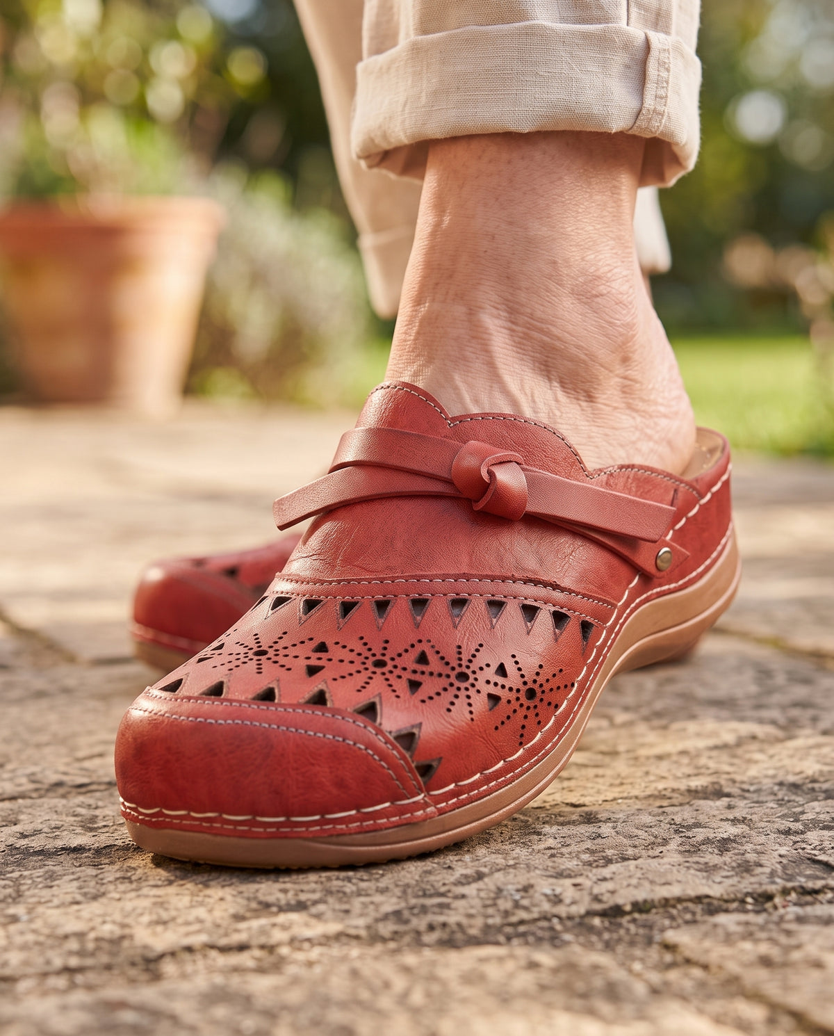 Lyra | Orthopaedic Comfort Clogs